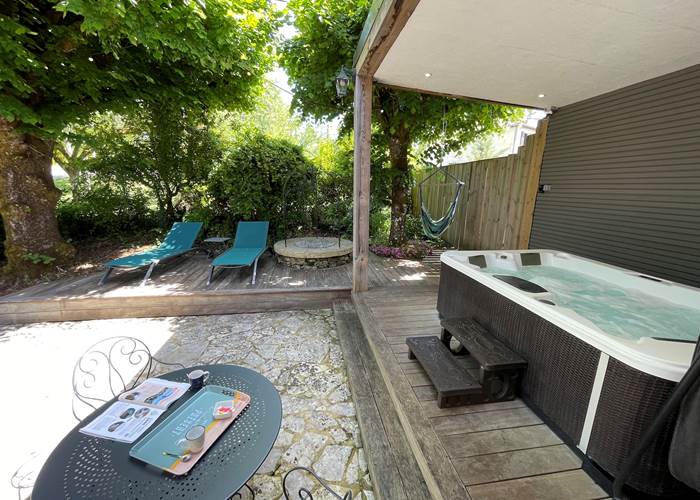 spaprivatif-sarlat-dordogne-maisontournesol