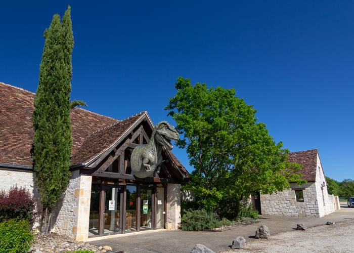Préhisto Dino Parc © Lot Tourisme C
