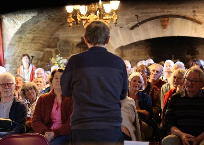 chateau-saint-chamarand-evenements-expositio-animation-lot-salle-voutee