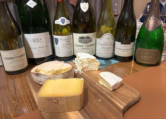 Plateau de fromages affinés et vins finement sélectionnés