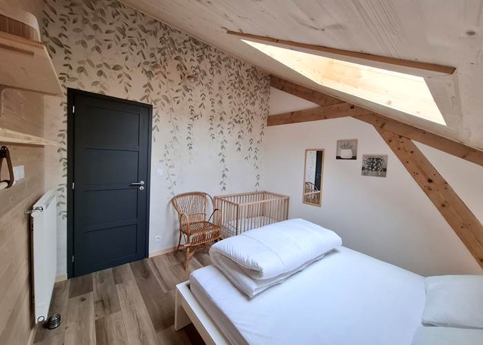 Chambre 1 - Lit en 160x200 + lit bébé