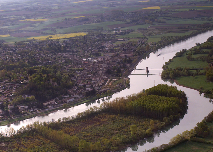 Entre la plaine de la Saône et les coteaux du Beaujolais-page
