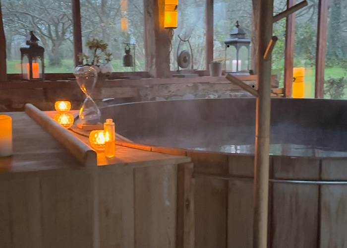 pur moment de bien-être dans le bain OFURO