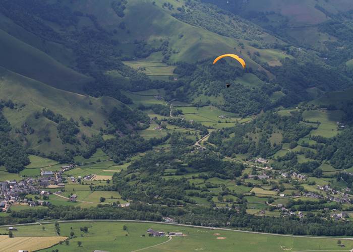 parapente en Vallée d'Aspe Accous Bedous