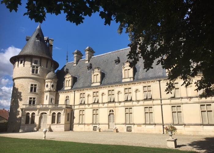 CHATEAU DE MONTIGNY-SUR-AUBE