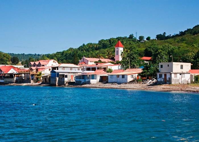 Le bourg de Deshaies - Guadeloupe