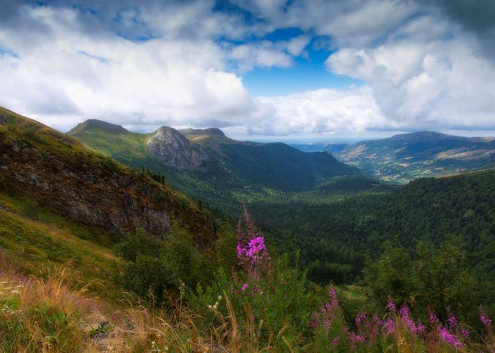 Le Cantal, Le Pas de Peyrol et le Puy Mary