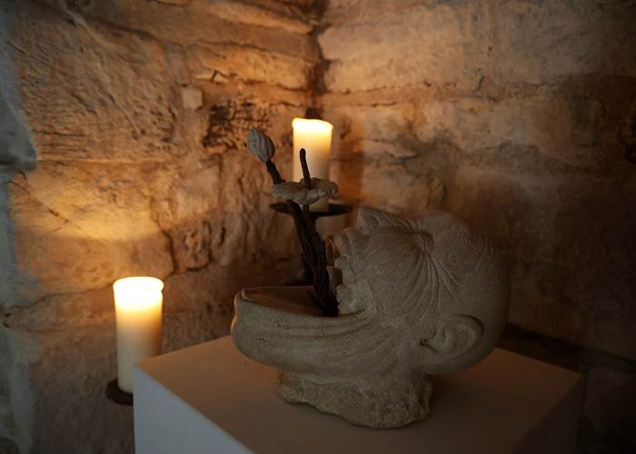 Exposition Onirisme au Château de Saint-Chamarand, Xavier Artesien, tailleur de pierre, Bruno Wagner, illustrateur de Fantasy