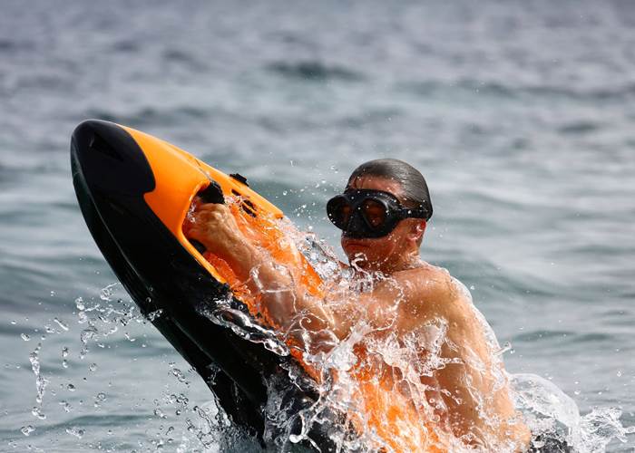 ECO GLISS SEABOB SUR LA MEDITERRANNEE DAUPHIN