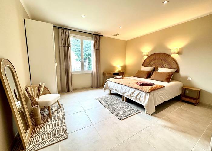 Chambre 1 - Suite Etage avec lit 180/200