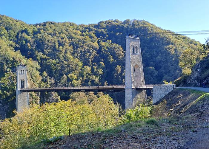 Le viaduc des rochers noirs