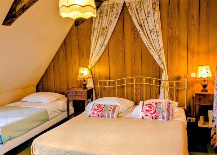 chambre cartier    doible  Confort