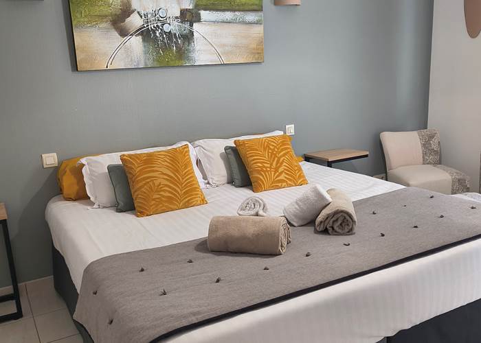 Chambre pour deux adultes à La Girouardière à La Flèche