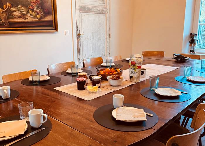 Grote leefruimte voor familieweekend dichtbij Chimay