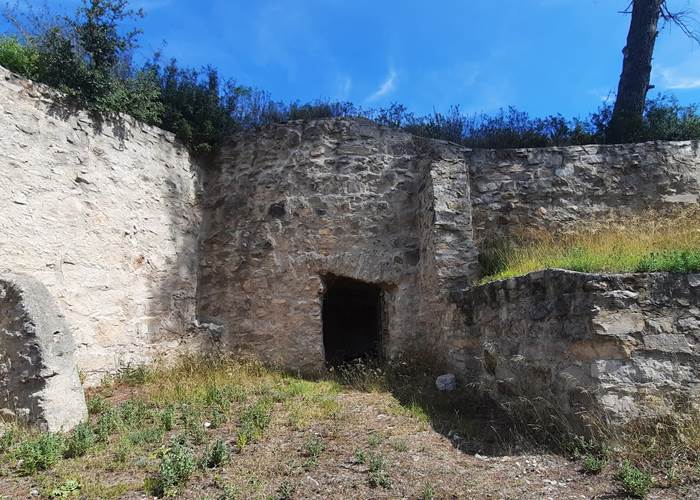 Four à Chaux: vestige à découvrir à Mailhac