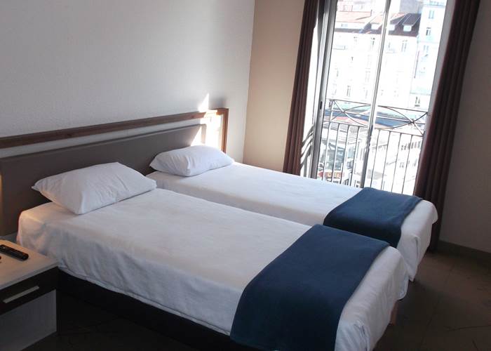 vue de la chambre avec la nouvelle literie