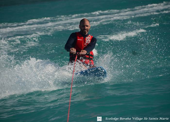 Wake Board Boraha VIllage Ile Ste Marie Madagascar 05