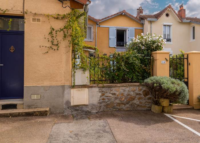 Chambre d'Hôtes l'Éphémère - vue de la rue