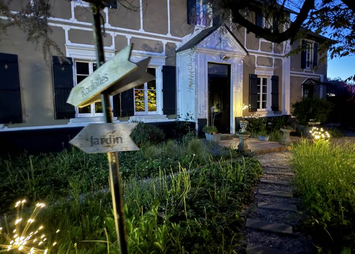Au Presbytère de Saigneville en mode nocturne