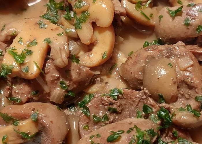 Les rognons de boeuf sauce moutardée