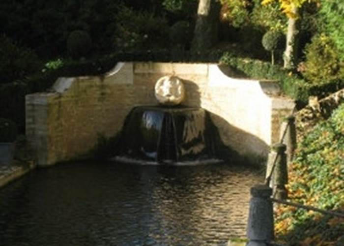 Buffet d'eau comme on l'admire aujourd'hui