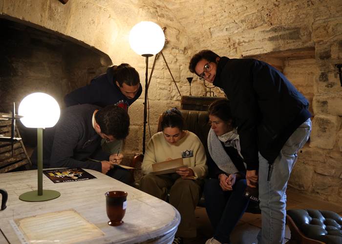 Animations, murder party, jeux de rôles, jeux de société, ludothèque au Château ludique de Saint-Chamarand dans le Lot