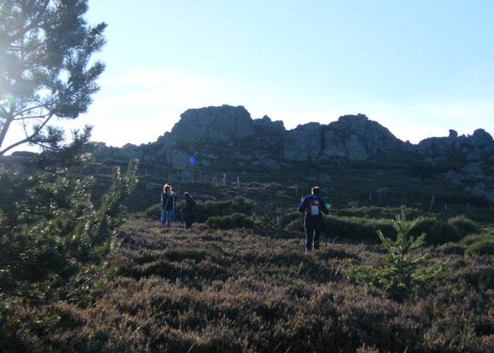 Le roc de Fenestre au dessus de Grandrieu