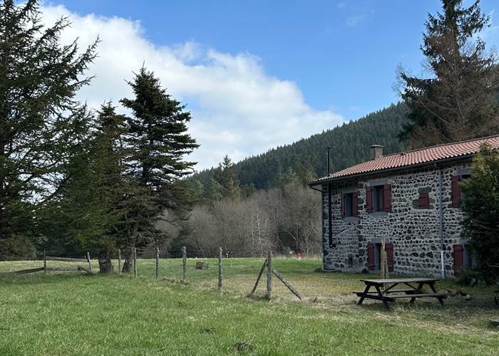 gîtes moréno puy de dôme vulcania auvergne sancy tourisme location ski montagne team building séminaire moréno