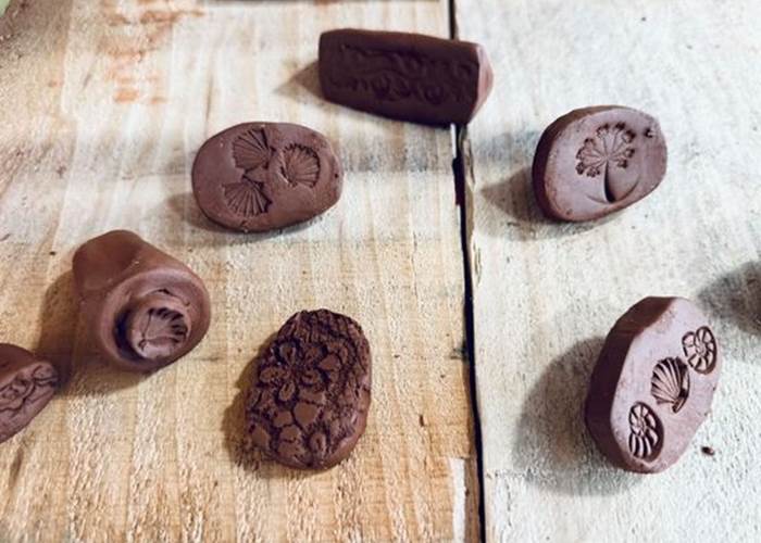 Des idées pour ajouter sur vos poteries Atelier LM Céramique, Lagnes Provence