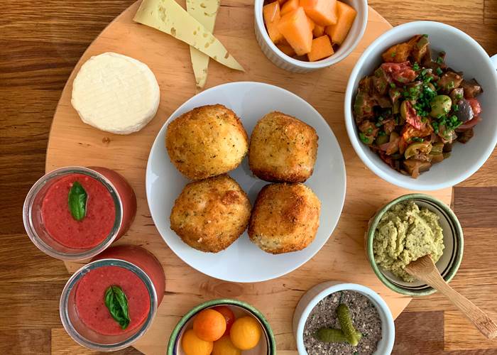 Nos planches, arancini et caponata