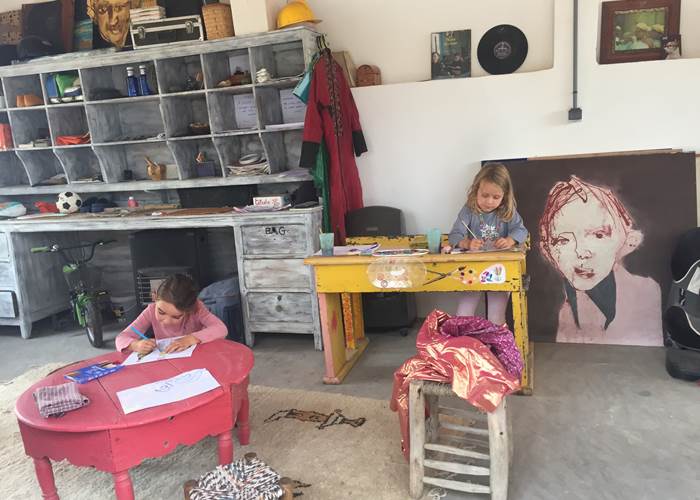 les enfants à l'atelier