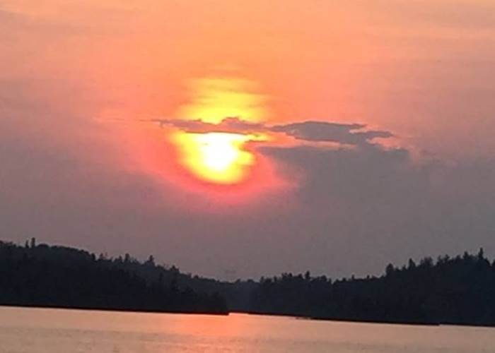 Le coucher du soleil magnifique