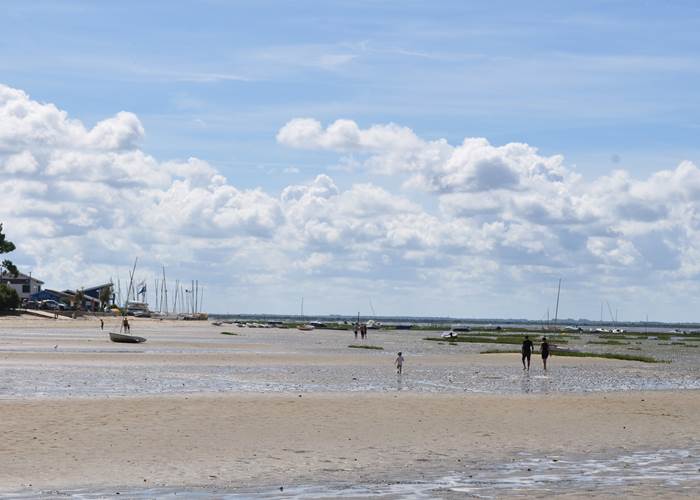 Plage de Taussat près de Locaplage sur le Bassin d'Arcachon