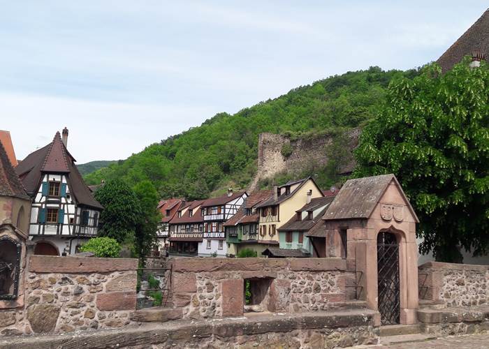 Le pont fortifié au centre de Kaysersberg
