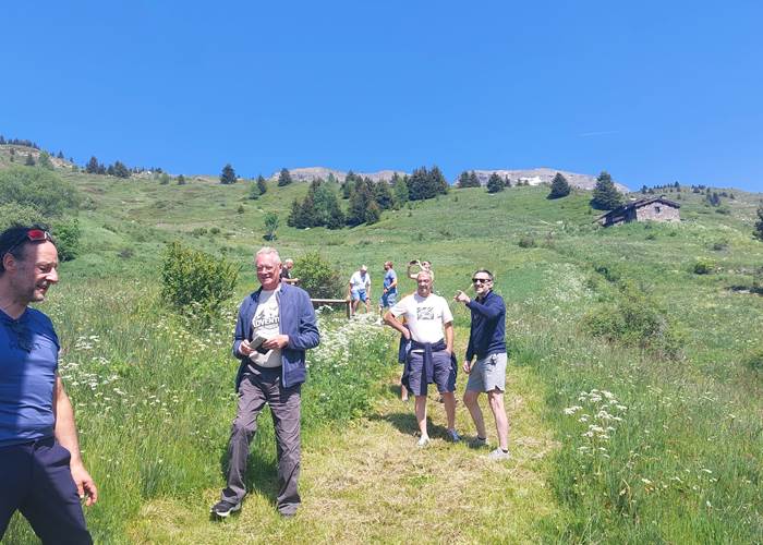 chemin balisé à Valmeinier