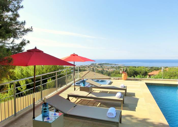 Piscine Villa Azur Golf