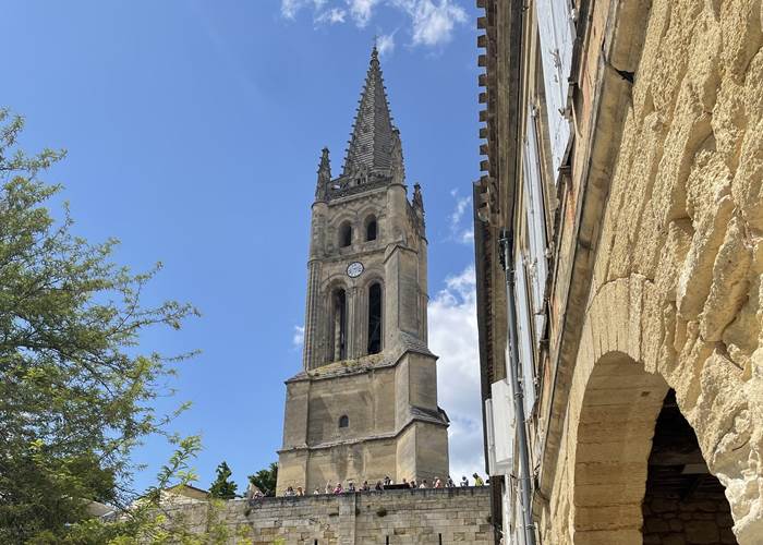 Nid Cosy Bordeaux - Église monolithe