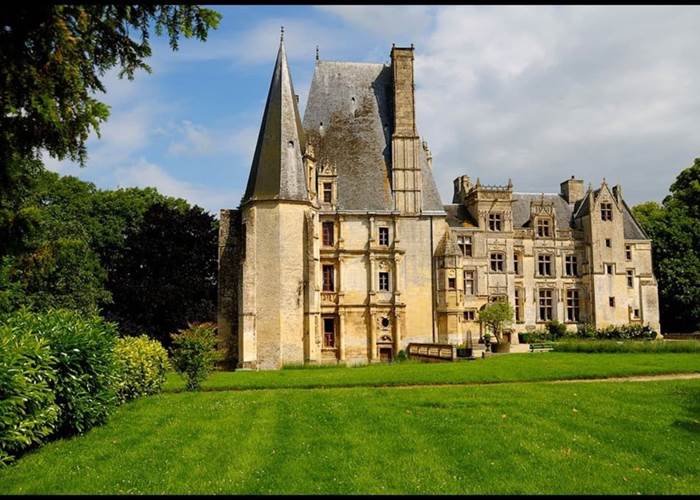CHATEAU DE FONTAINE HENRY