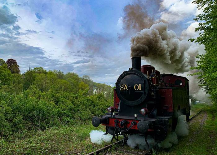 train vierves