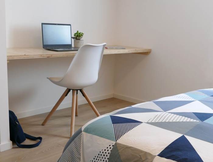 bureau espace de travail - Résidence Heurtebise Jonzac - Appartement Pré des roches