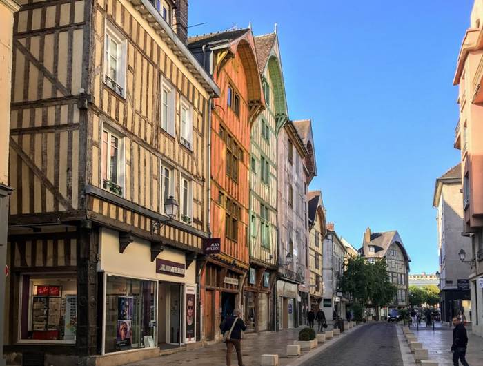 Rue Émile Zola