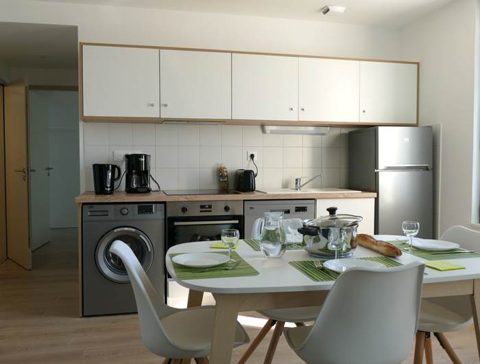 Cuisine tout équipée - Résidence Heurtebise Jonzac - Appartement Pré des roches