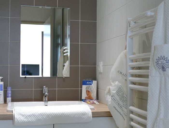salle de bain -  Résidence Heurtebise Jonzac - Appartement Soenna