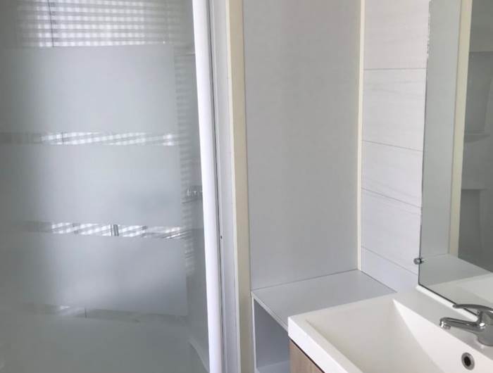 mobile home le sedour riom es montagnes cantal (5)