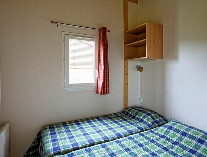 Chambre 2 lits simple