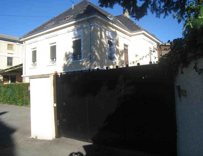 maison 12 r abbé Braun 011