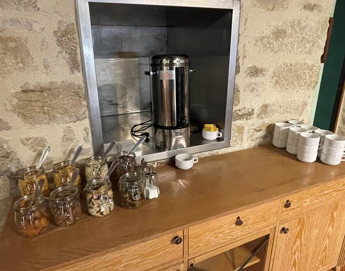 Petit déjeuner au Gîte d'étape Le Ty Bihui proche de la voie verte V8 de Lorient à Saint Brieuc