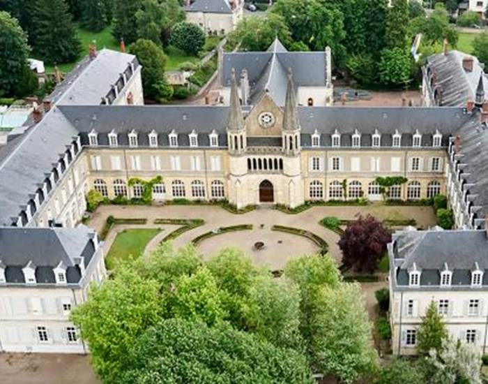 Espace Bernadette Soubirou_nevers_nievre_groupe_pelerinage_culture_1_5bc737a211bde