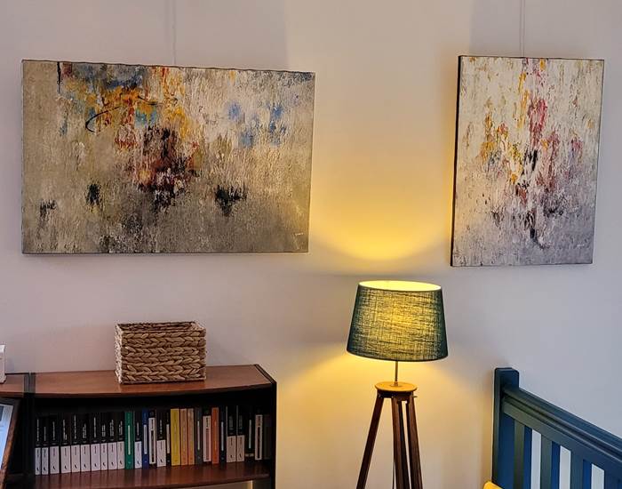 "L'épaisseur de l'invisible" 92x60 et "Référence" 73x54-page
