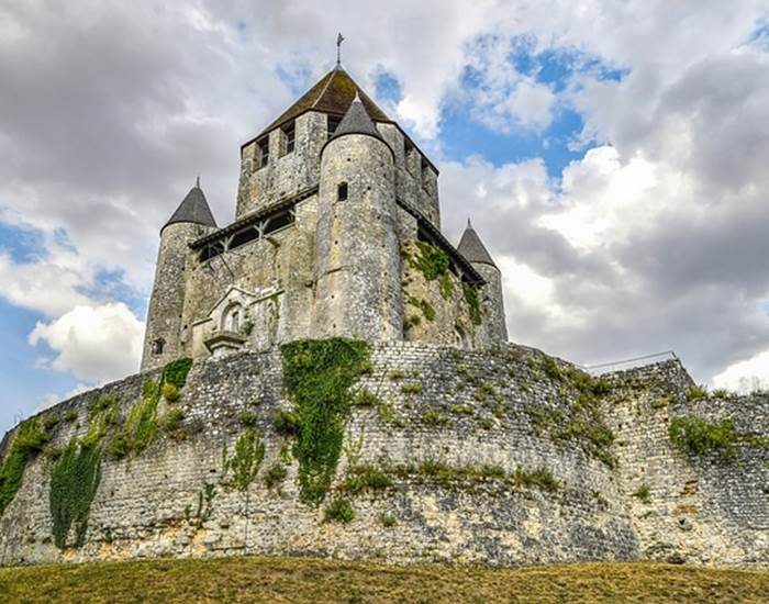 Provins